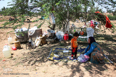 کمک‌های مردمی به سیل‌زدگان خوزستان