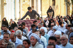 اقامه نماز عید فطر در محله منبع آب اهواز اقامه نماز عید فطر در محله منبع آب اهواز 