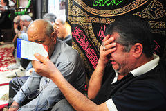 مراسم عزاداری و قرائت زیارت اربعین در حسینیه شهید آل مبارک