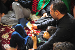 مراسم عزاداری و قرائت زیارت اربعین در حسینیه شهید آل مبارک