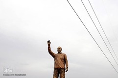 رونمایی از تندیس شهید سردار سپهبد سلیمانی 