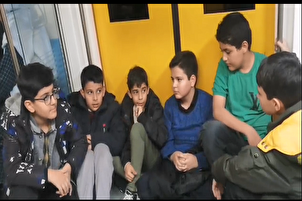 Pagbigkas ng mga bata ng Qur’an sa Metro + Pelikula