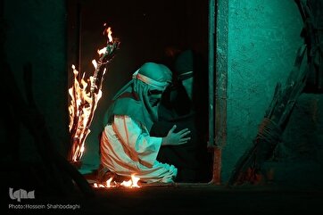 Траурный театр «Аллеи Бани Хашем» в Куме