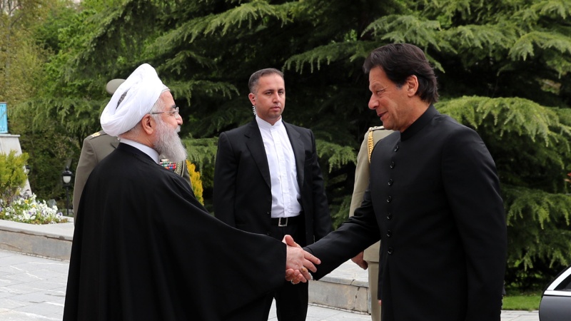 巴基斯坦总理抵达德黑兰